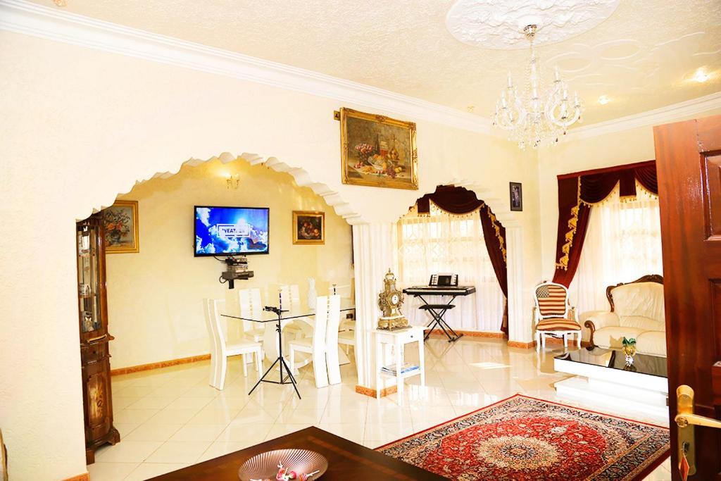Plot 4 Kavuma Close Villa Kampala Exterior foto